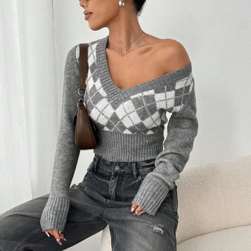 Multicolor Casual Women's Argyle Pattern V-Neck Slim Fit Crop Pullover - Picture 3 of 7